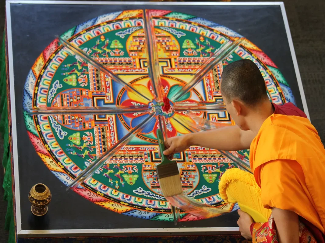 How Mandala Painting Brings Mindfulness to Everyday Life
